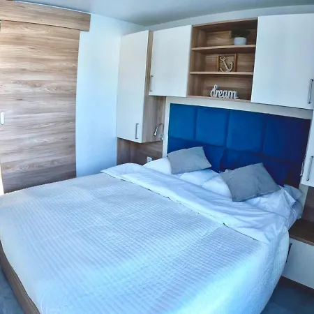 Bonita Houseboat Apartment Portorose Exterior photo