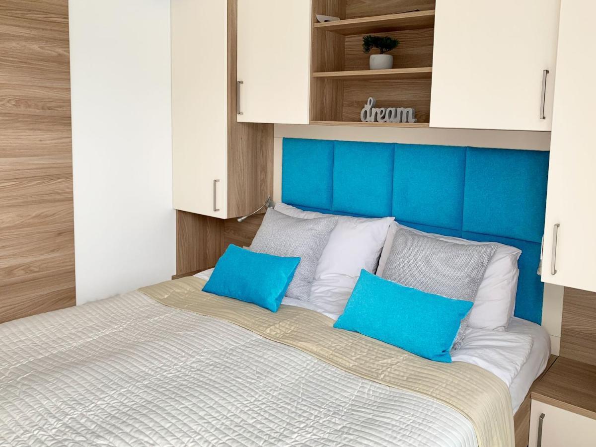 Apartma Bonita Houseboat *
